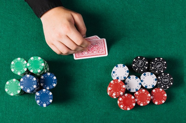 Bagan tingkat loyalitas rajasloto menampilkan manfaat progresif dari Member hingga Diamond